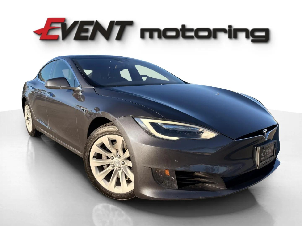 2016 Tesla Model S 4dr Sdn RWD 70 kWh Battery