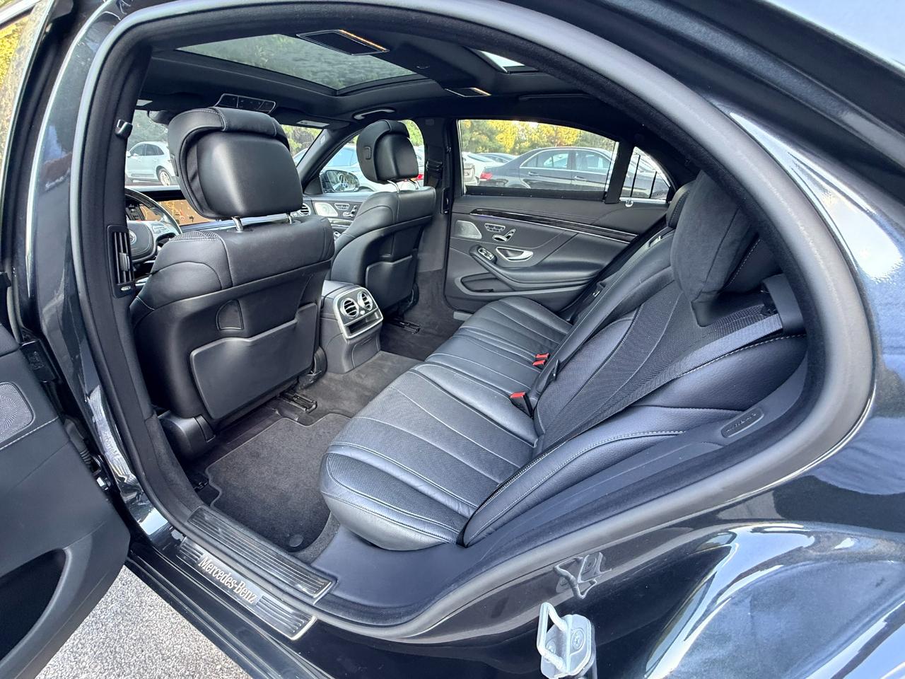 Mercedes-Benz S-Class S550 4MATIC 2016