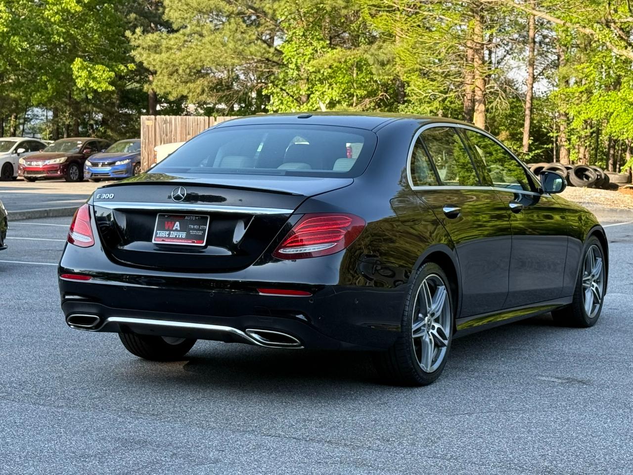 Mercedes-Benz E-Class E300 Luxury Sedan 2018