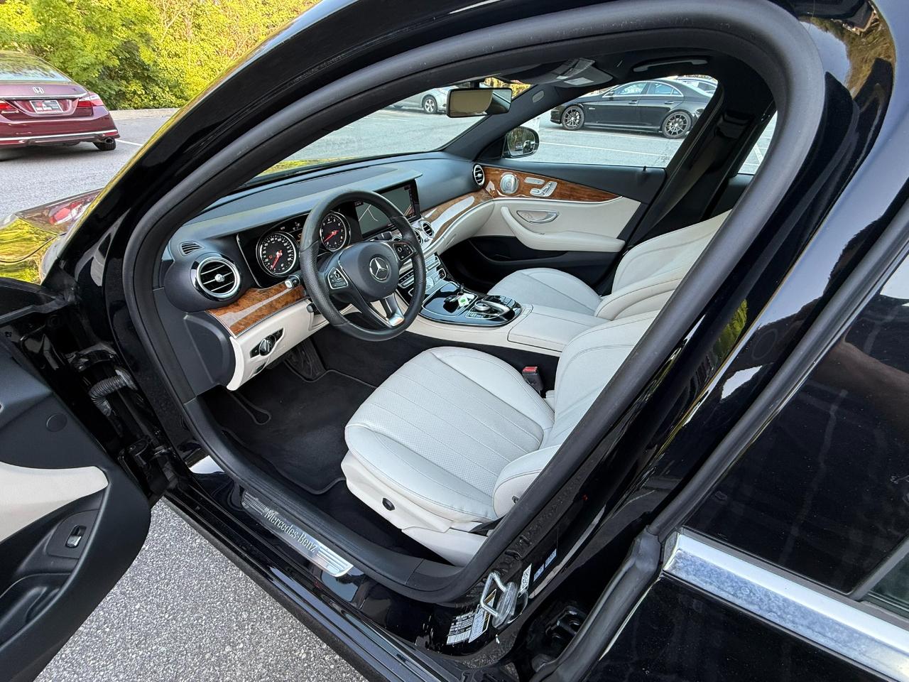 Mercedes-Benz E-Class E300 Luxury Sedan 2018