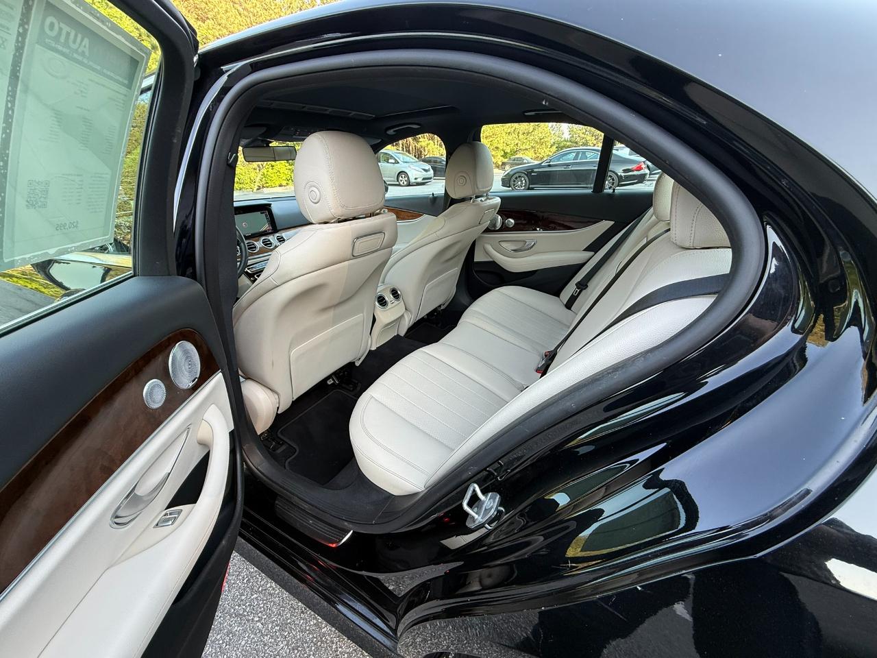 Mercedes-Benz E-Class E300 Luxury Sedan 2018