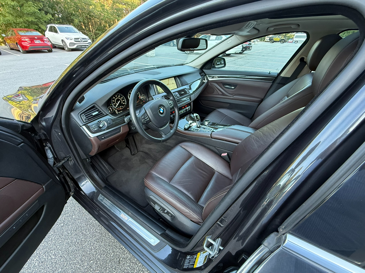 BMW 5-Series 528i xDrive 2014