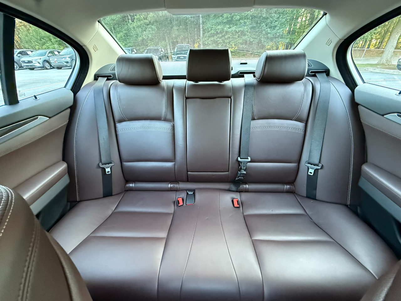 BMW 5-Series 528i xDrive 2014