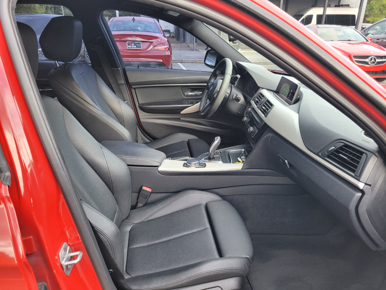 BMW 3-Series 320i Sedan 2016