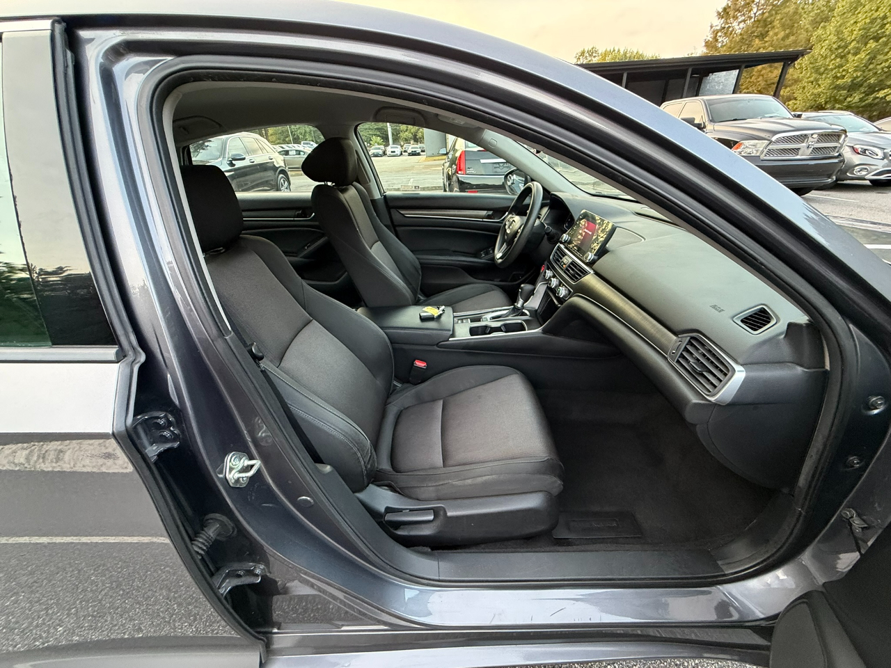2020 Honda Accord LX photo 12