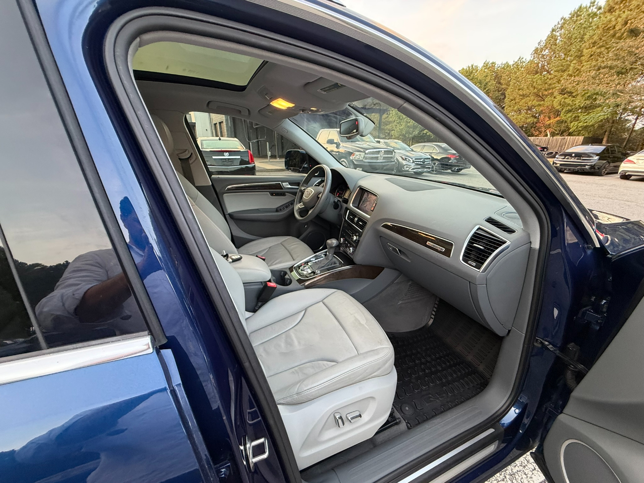2014 Audi Q5 2.0T Premium Plus photo 10