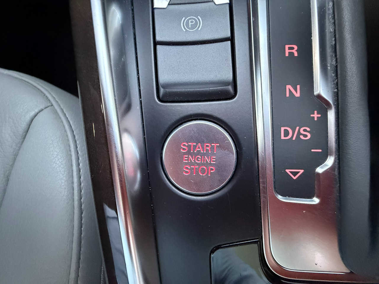 2014 Audi Q5 2.0T Premium Plus photo 18