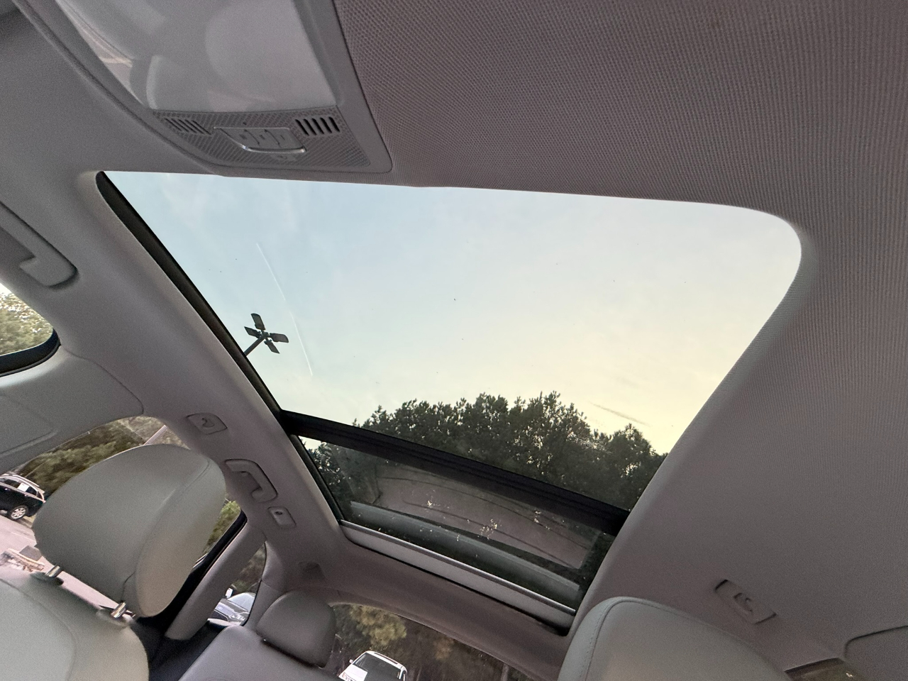 2014 Audi Q5 2.0T Premium Plus photo 24