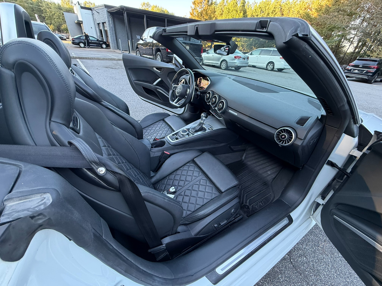 2016 Audi TT Roadster S line photo 16