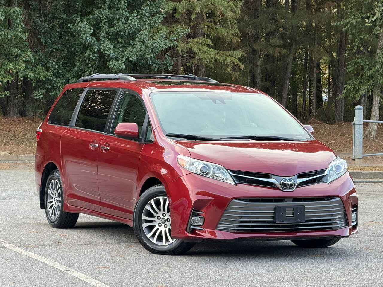 Toyota Sienna XLE 2020 Toyota Sienna XLE 2020