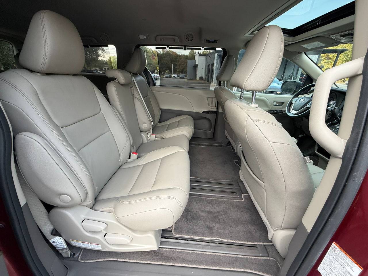 Toyota Sienna XLE 2020 Toyota Sienna XLE 2020