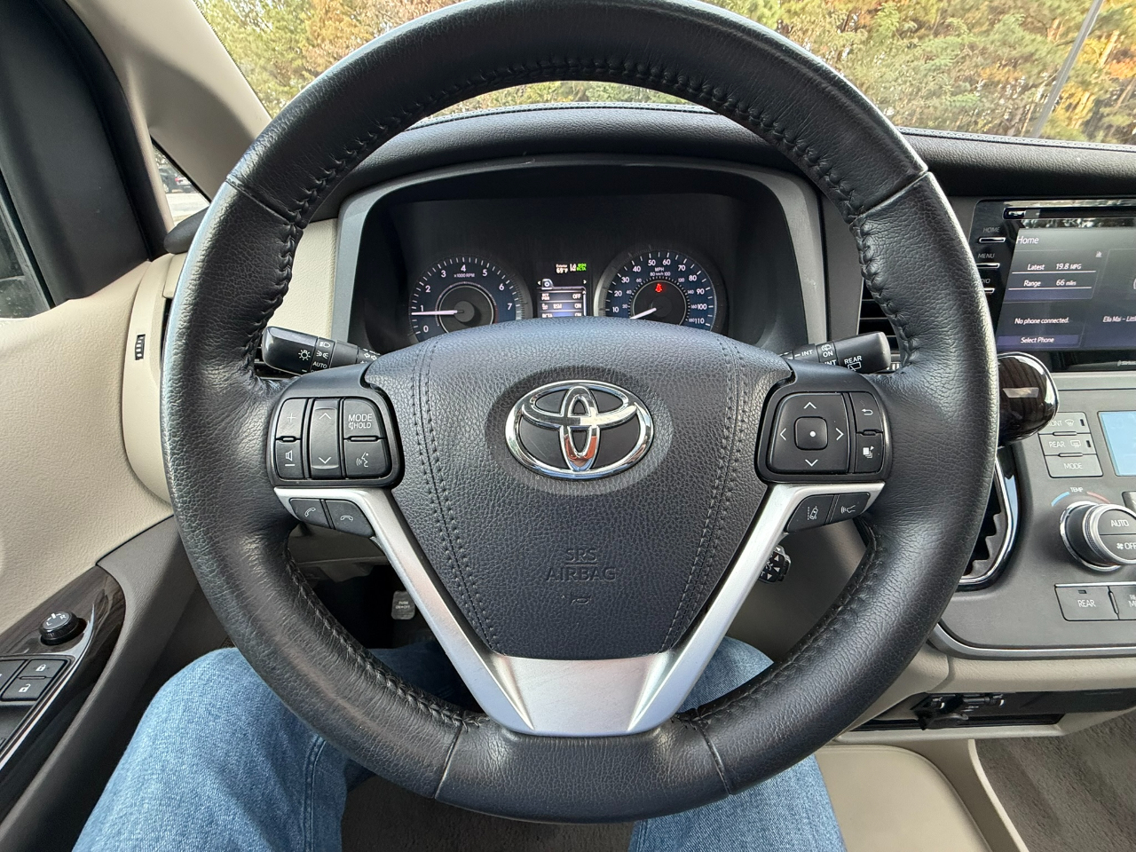 Toyota Sienna XLE 2020 Toyota Sienna XLE 2020