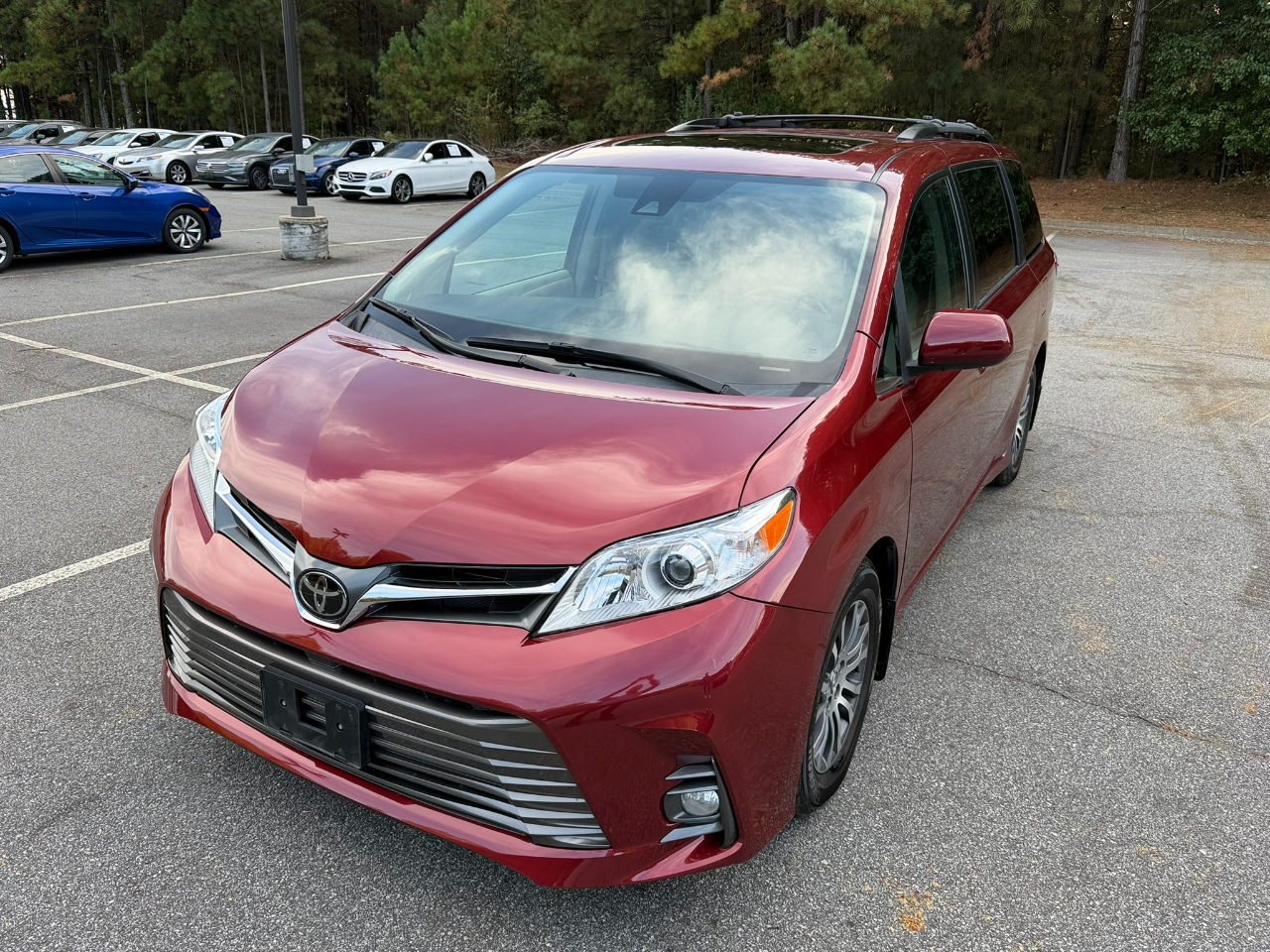 Toyota Sienna XLE 2020 Toyota Sienna XLE 2020