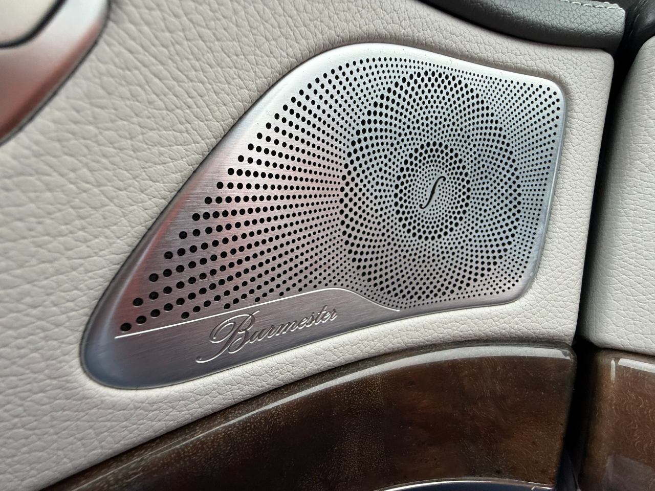 Mercedes-Benz S-Class S550 2015 Mercedes-Benz S-Class S550 2015