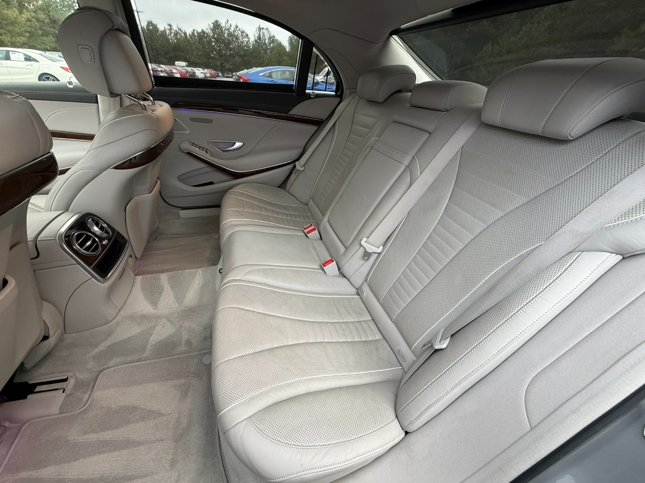 Mercedes-Benz S-Class S550 2015 Mercedes-Benz S-Class S550 2015