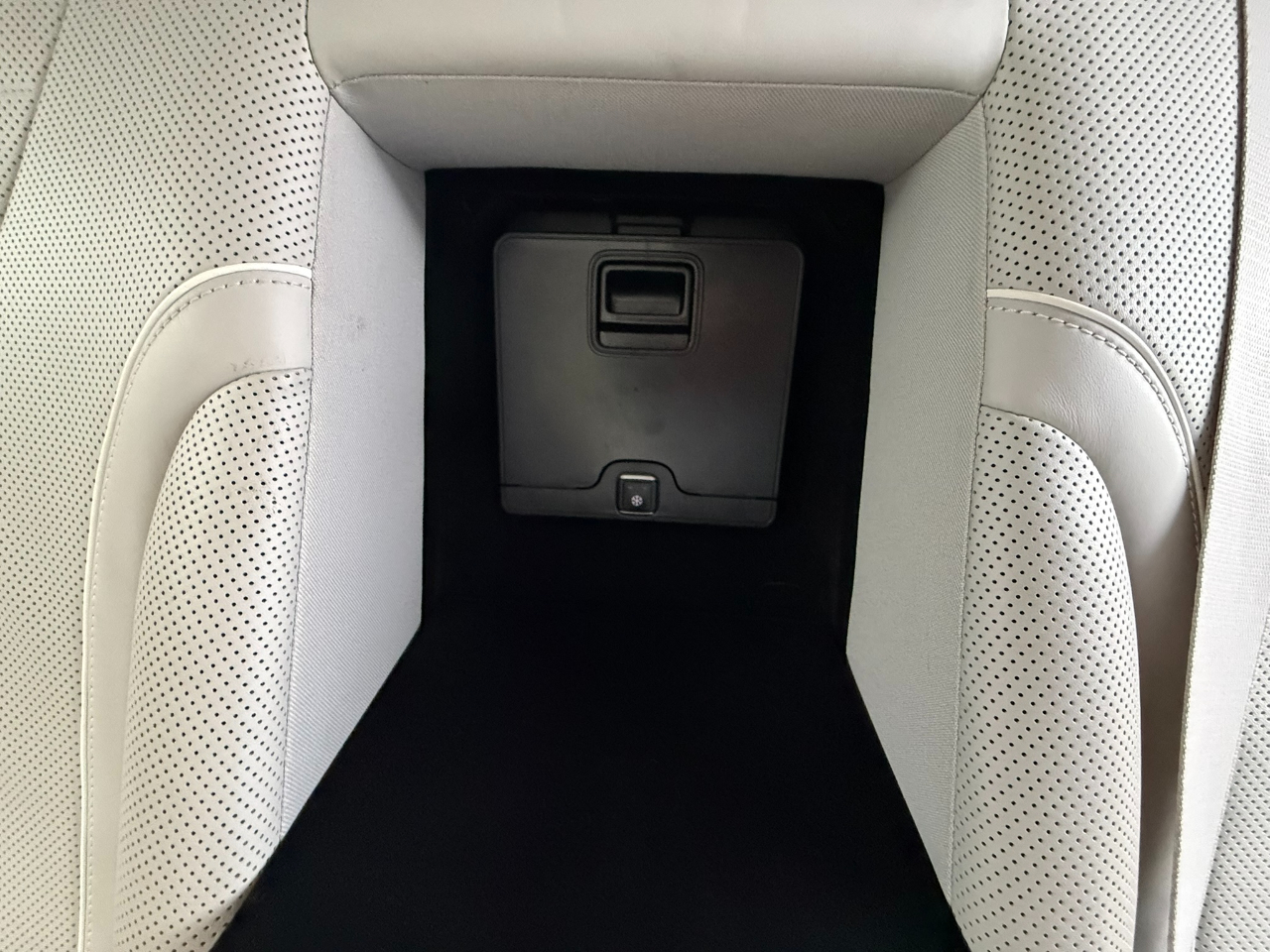 Mercedes-Benz S-Class S550 2015 Mercedes-Benz S-Class S550 2015