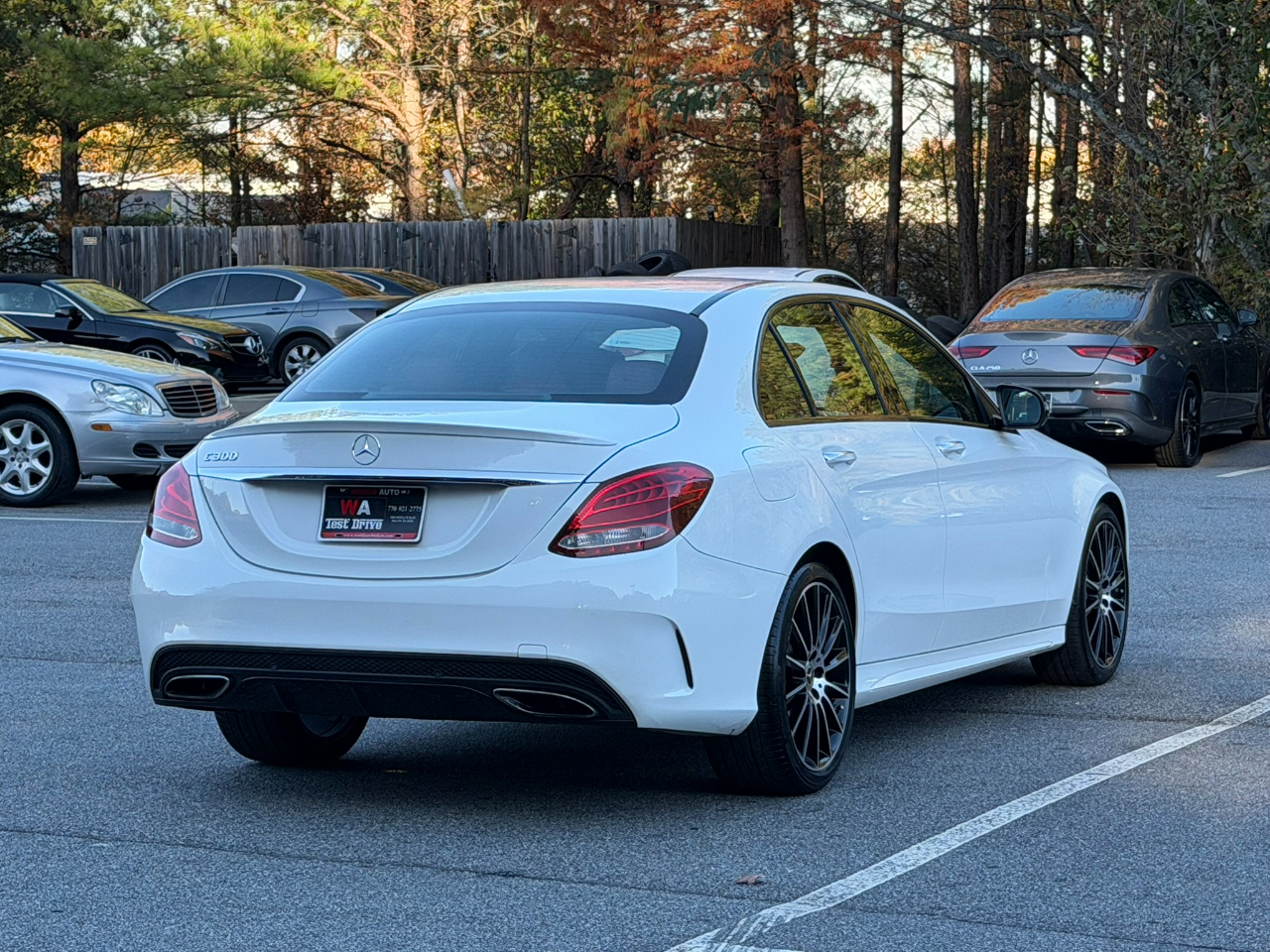 2018 Mercedes Benz C 300 Sedan photo 4