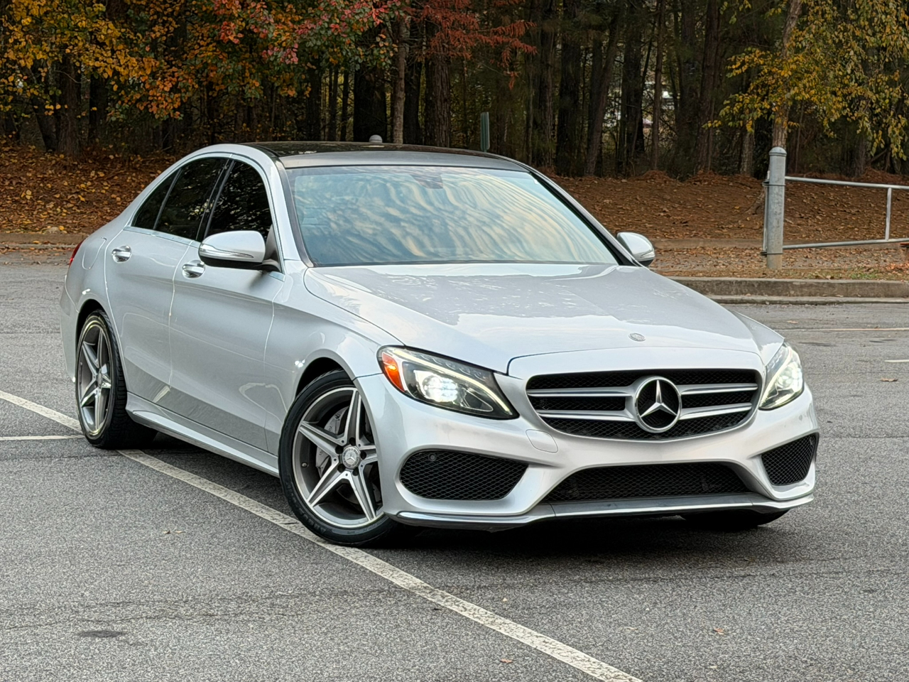 2015 Mercedes Benz C 300 Sedan photo 4