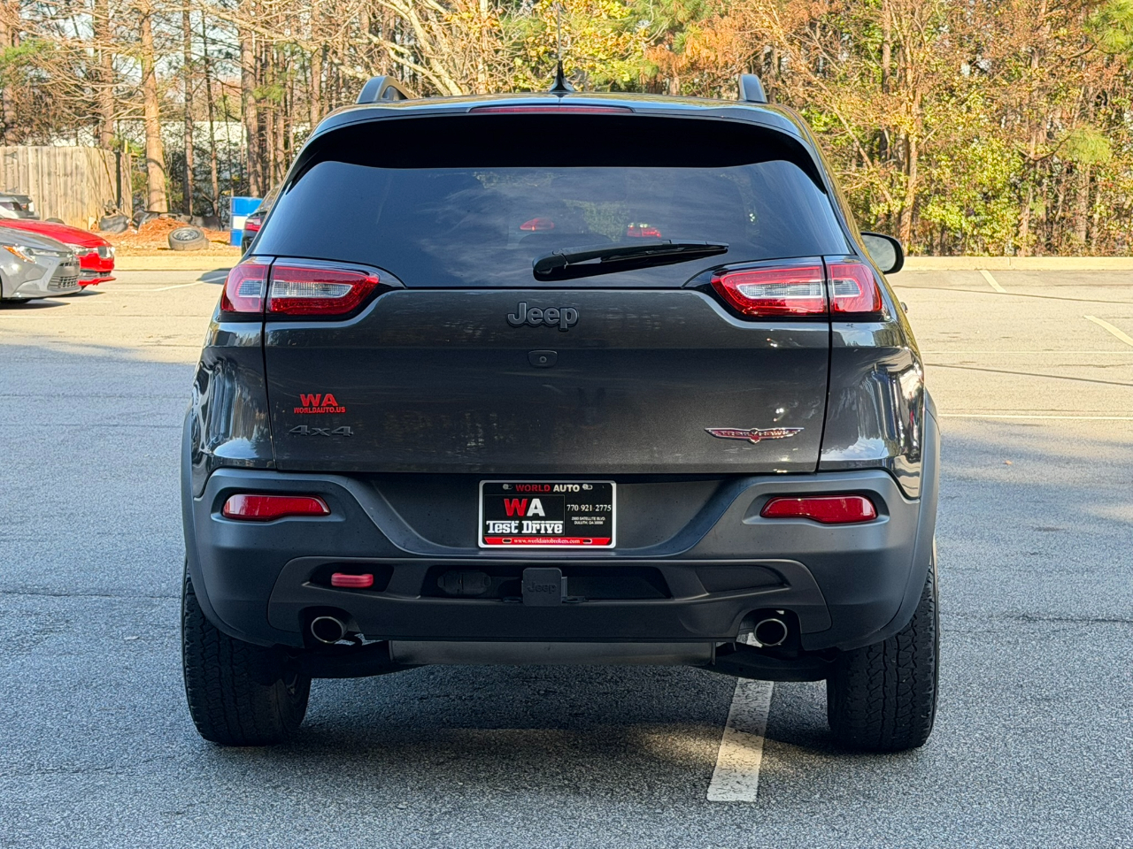 2015 Jeep Cherokee Trailhawk photo 3