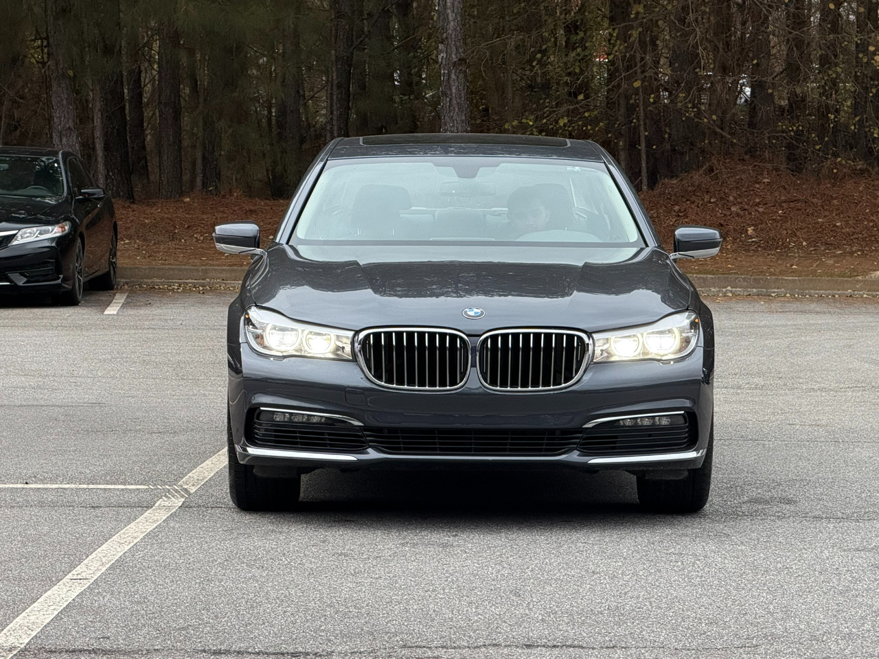 BMW 7-Series 740i 2018
