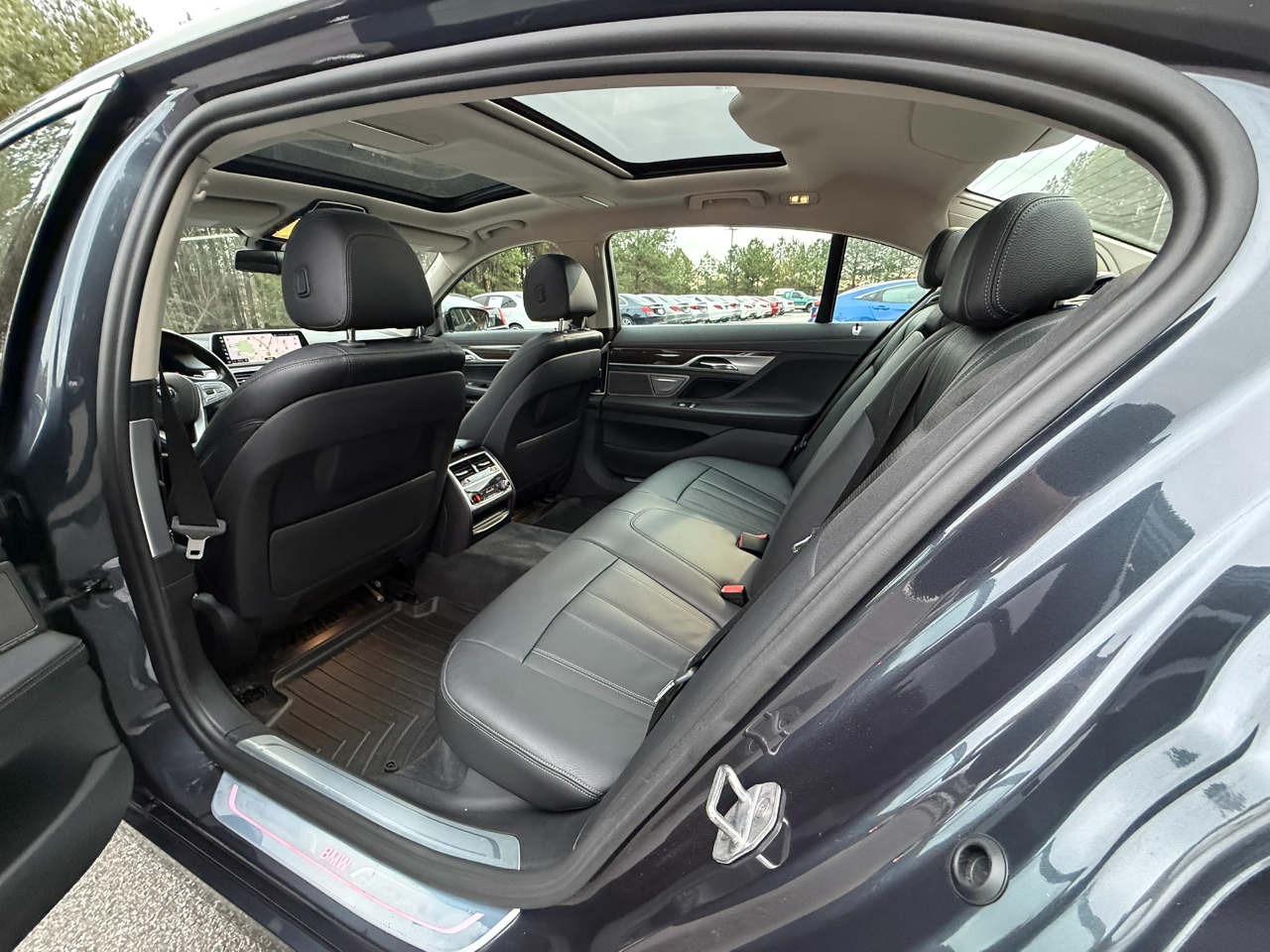 BMW 7-Series 740i 2018