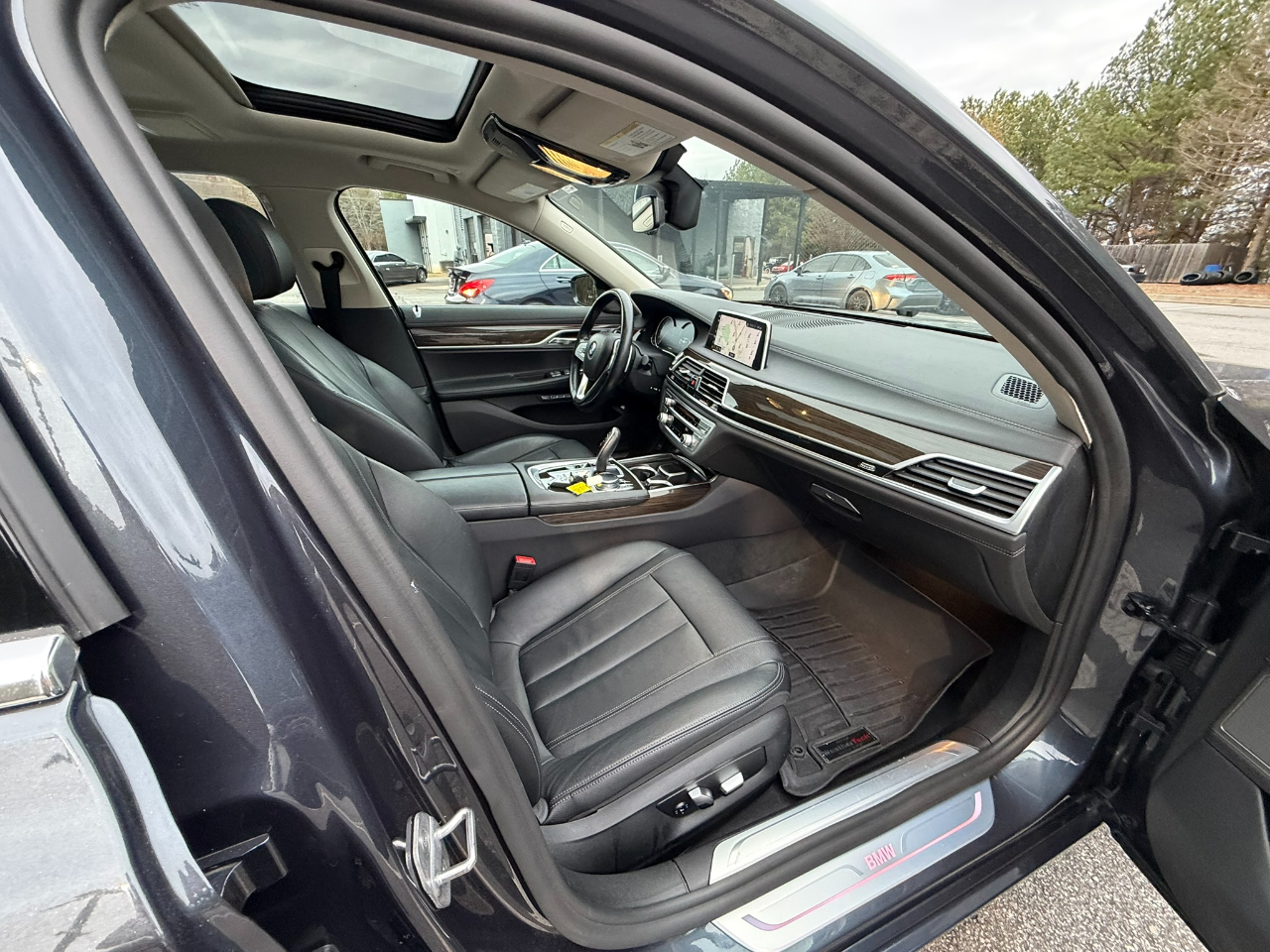 BMW 7-Series 740i 2018