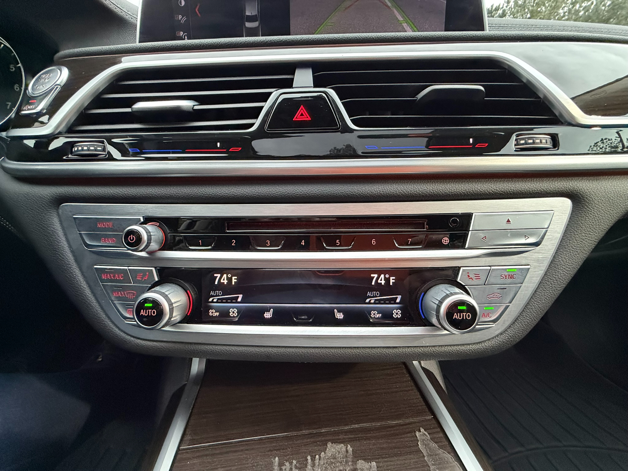 BMW 7-Series 740i 2018