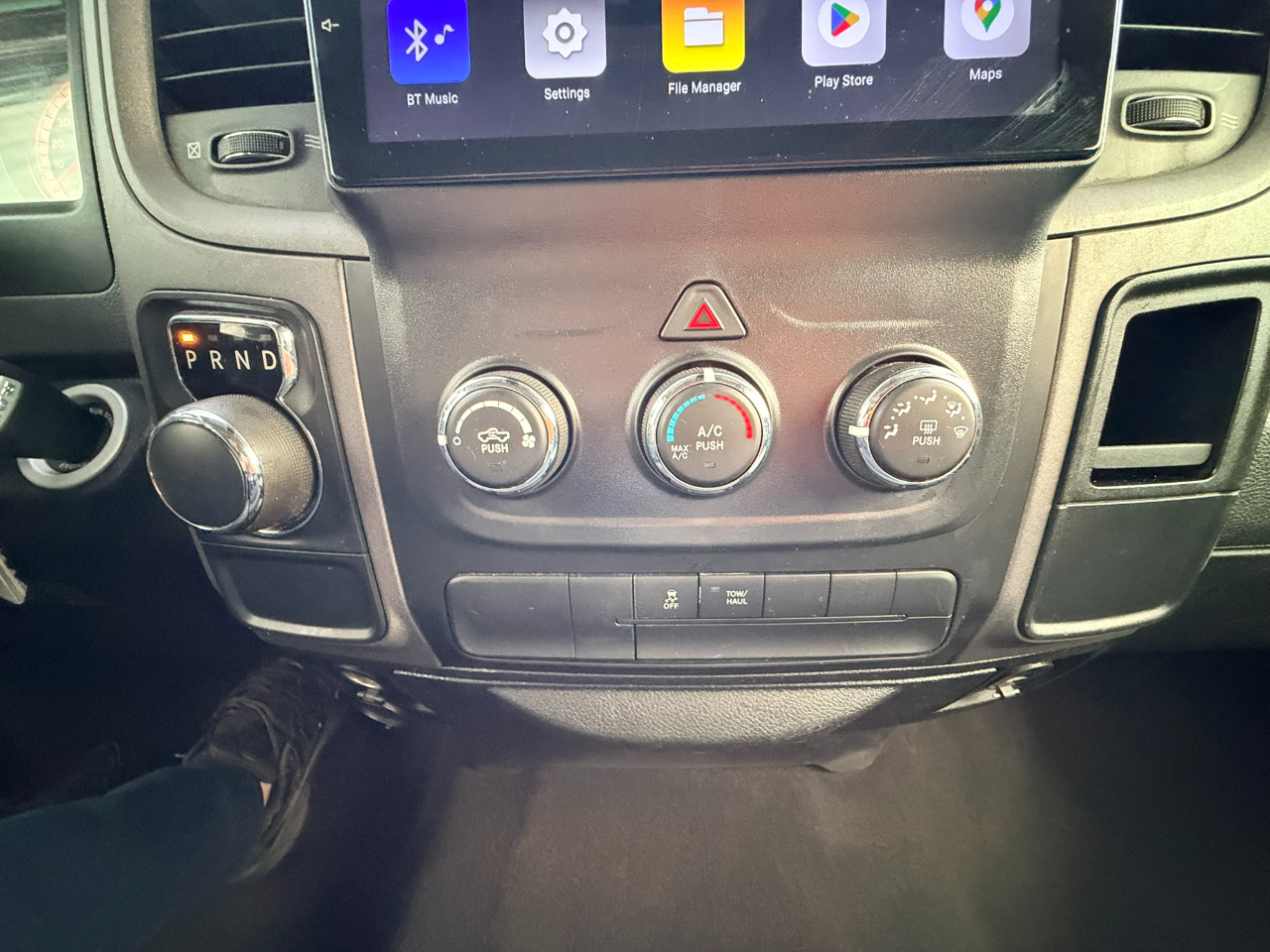 RAM 1500 Tradesman Crew Cab SWB 2WD 2017