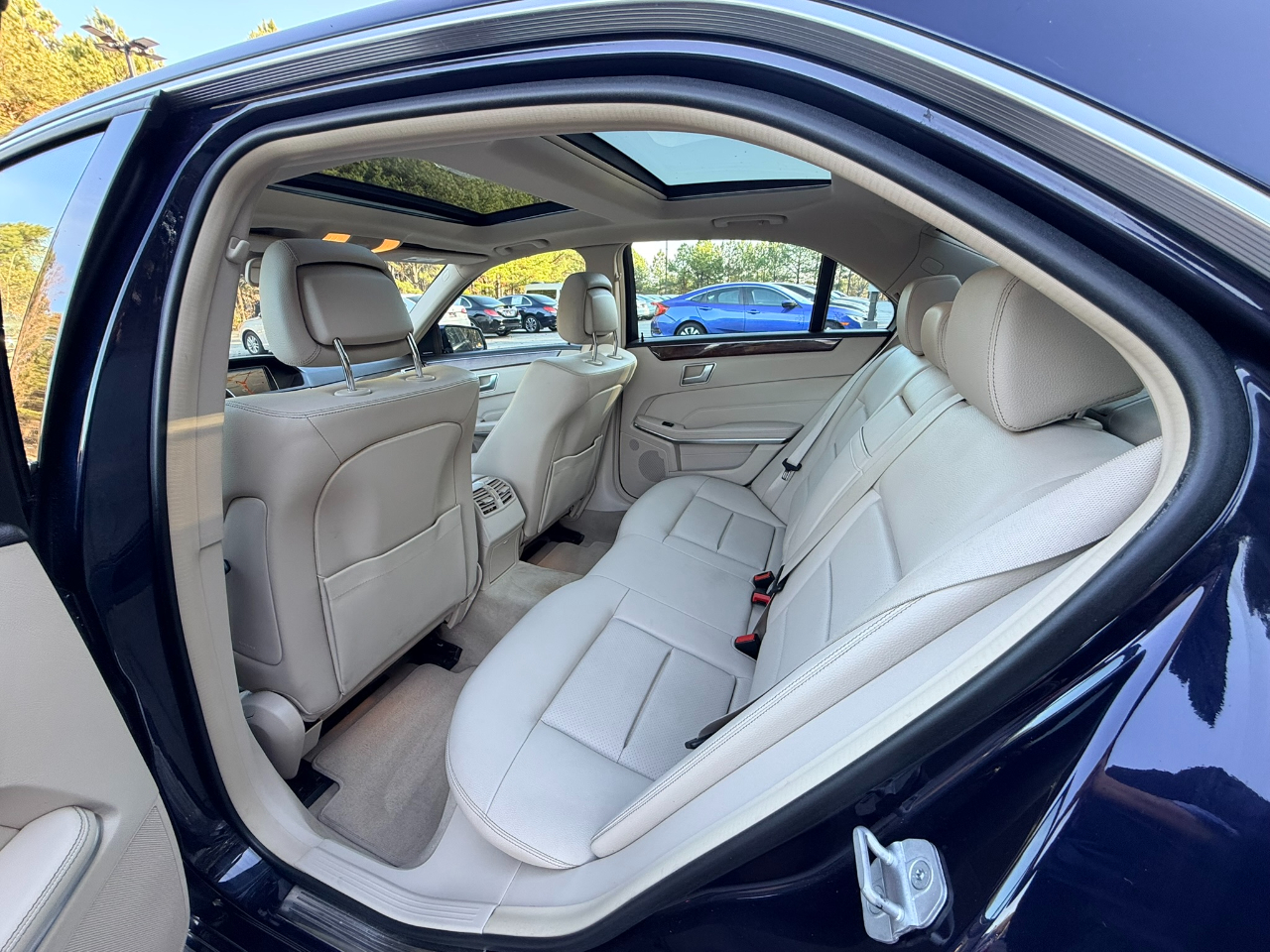 Mercedes-Benz E-Class E350 4MATIC Sedan 2014