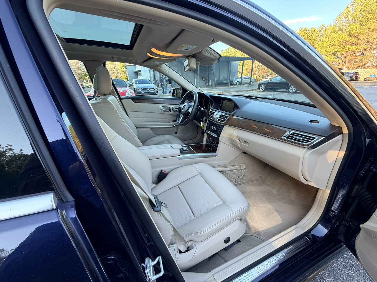 Mercedes-Benz E-Class E350 4MATIC Sedan 2014