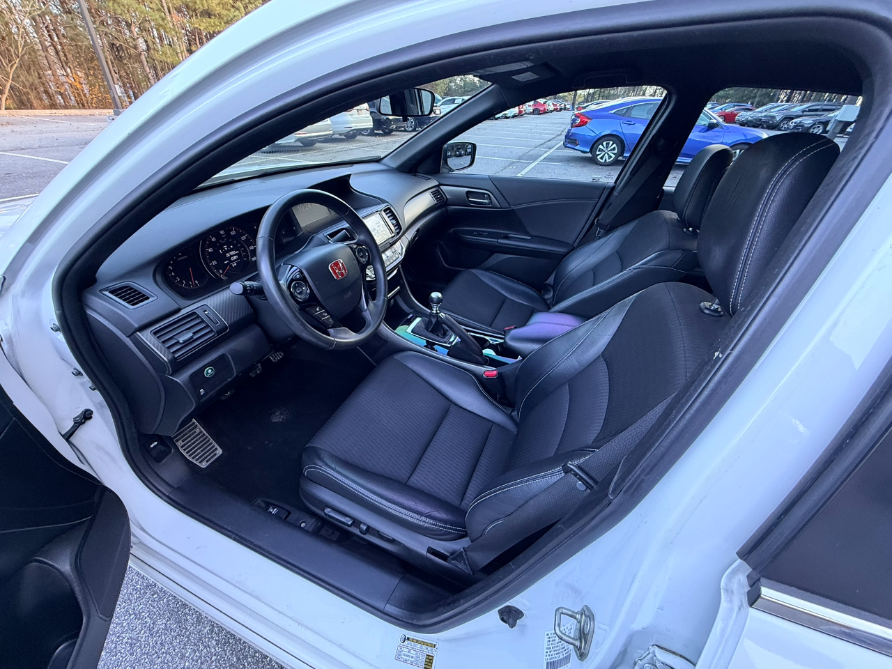 Honda Accord Sport 6-Spd MT 2017