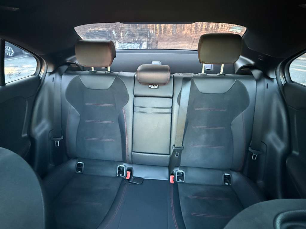 Mercedes-Benz A-Class A 220 2022