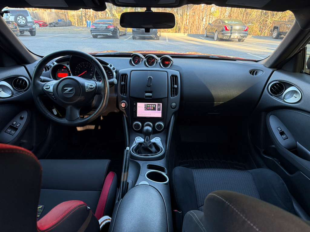 Nissan Z 370Z Coupe 6MT 2017