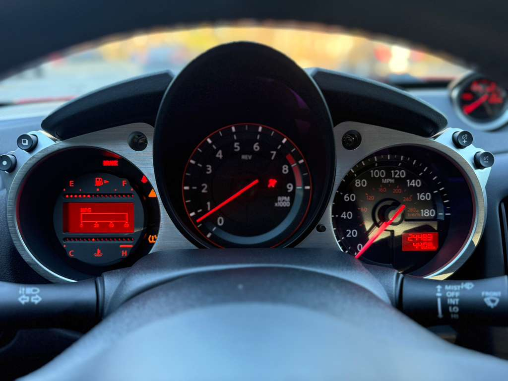 Nissan Z 370Z Coupe 6MT 2017