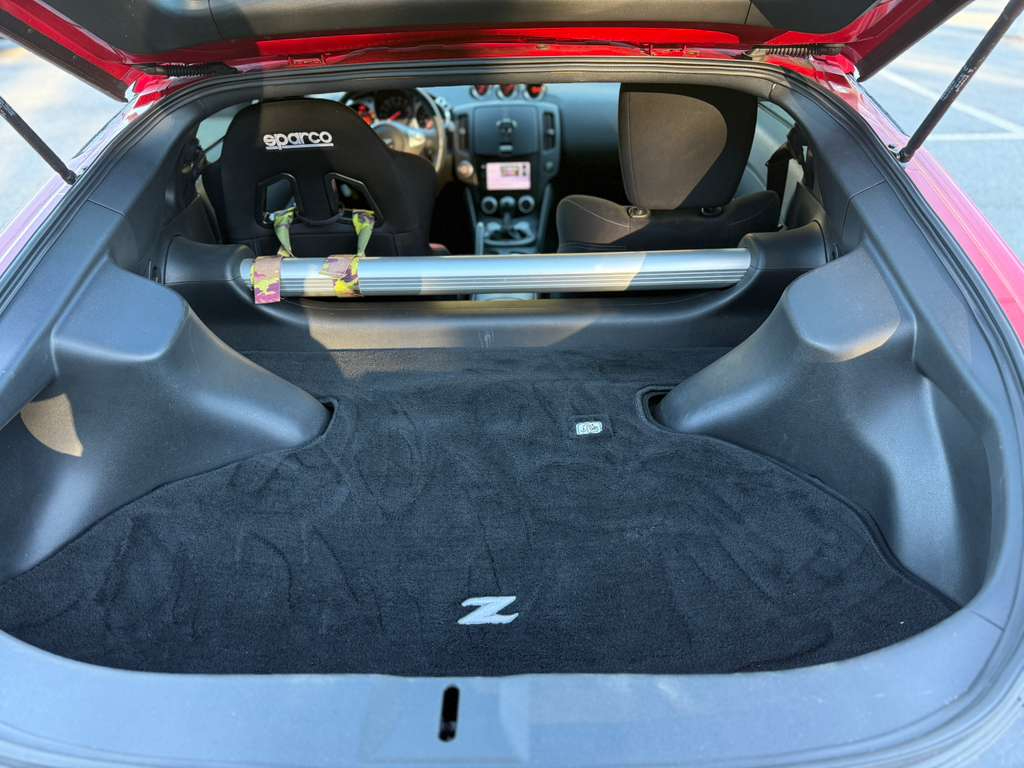 Nissan Z 370Z Coupe 6MT 2017