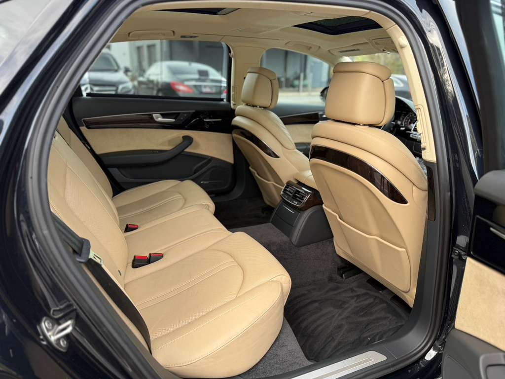 Audi A8 3.0T Sedan L quattro Tiptronic 2014