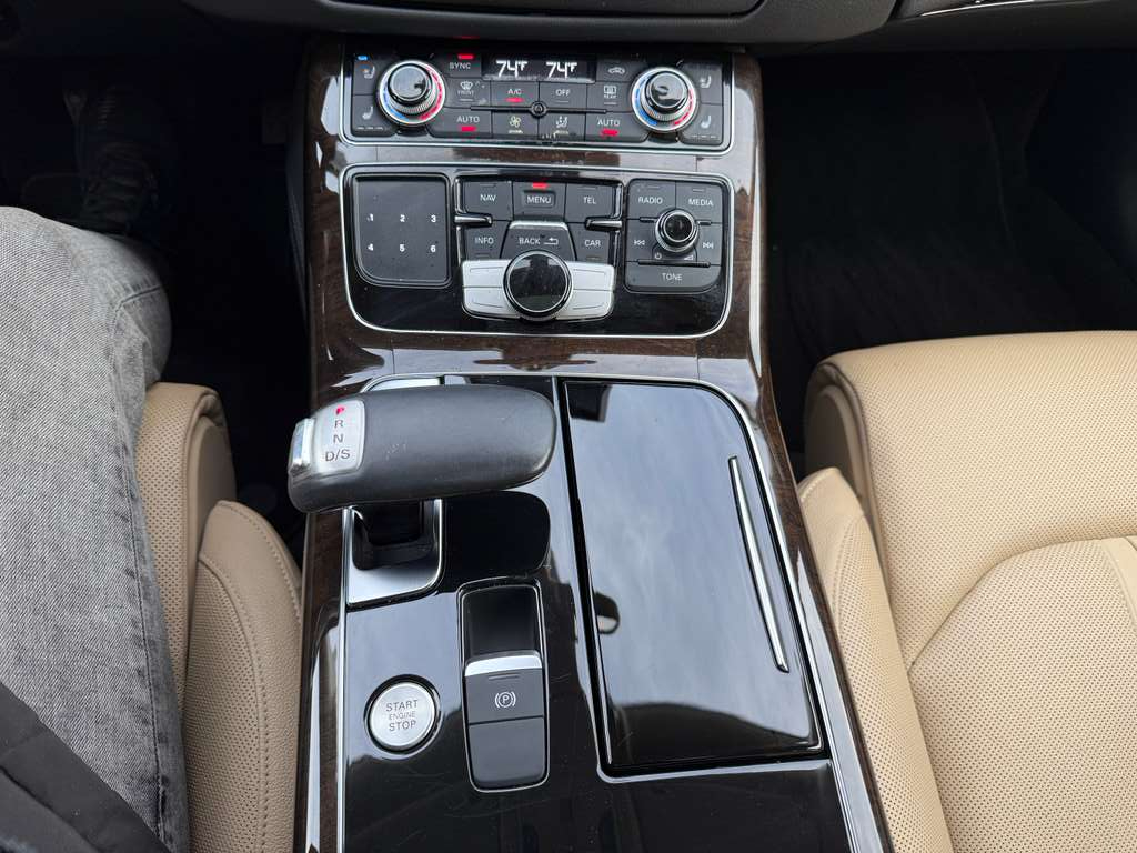 Audi A8 3.0T Sedan L quattro Tiptronic 2014