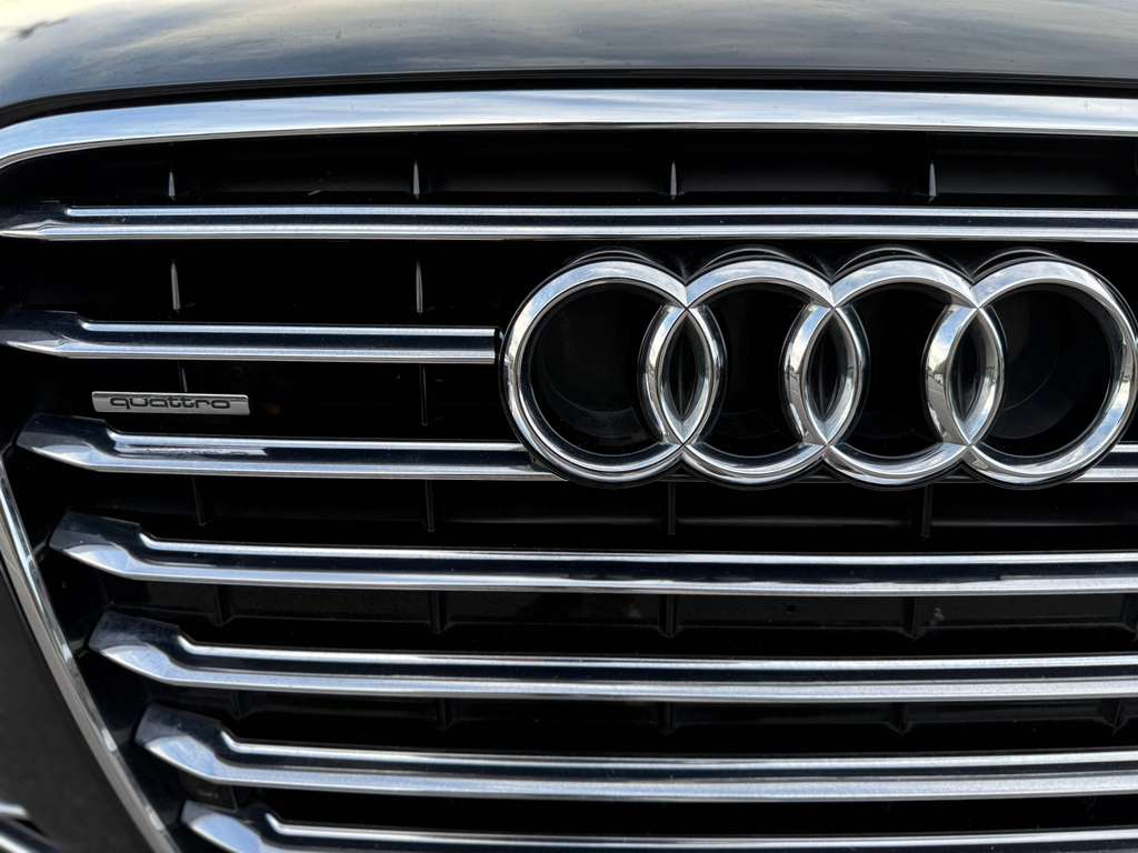 Audi A8 3.0T Sedan L quattro Tiptronic 2014