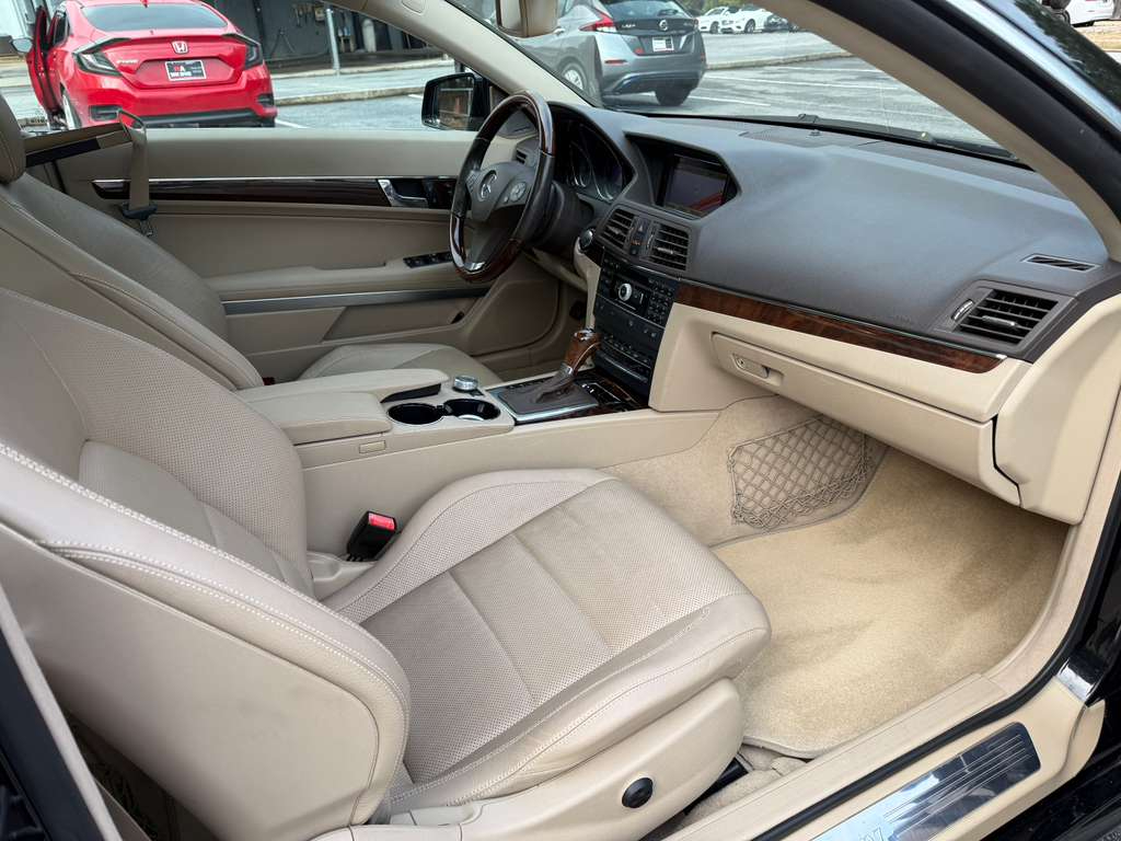 Mercedes-Benz E-Class E550 Coupe 2011