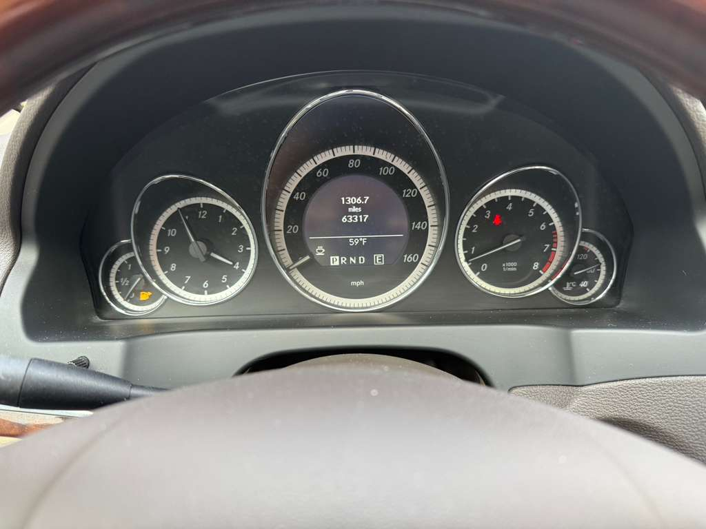 Mercedes-Benz E-Class E550 Coupe 2011