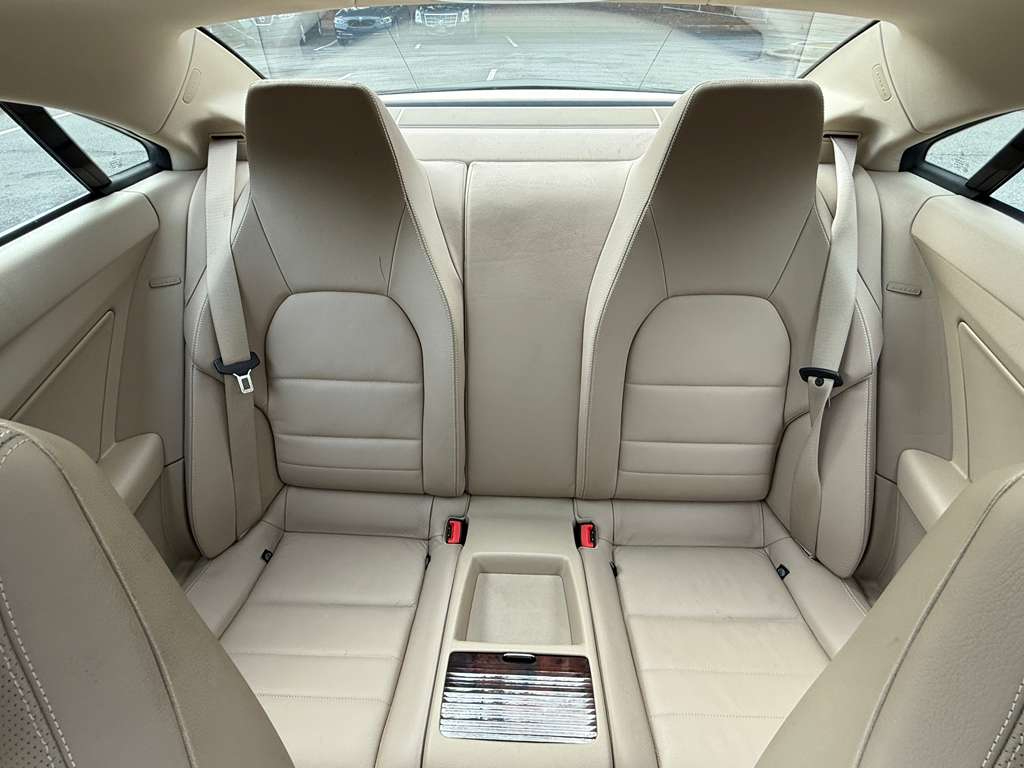 Mercedes-Benz E-Class E550 Coupe 2011