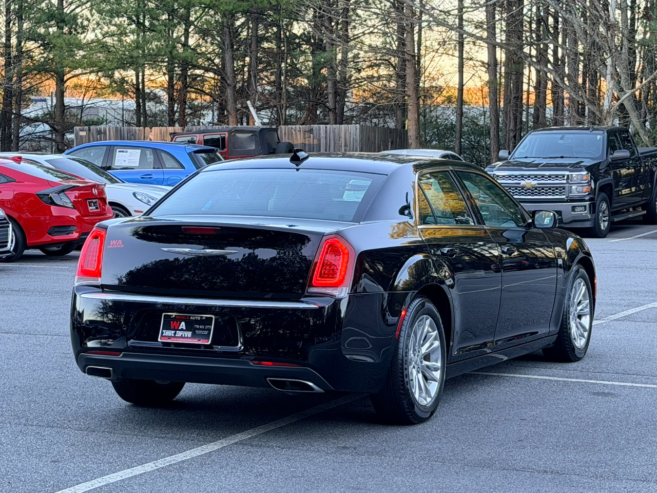 Chrysler 300  2016
