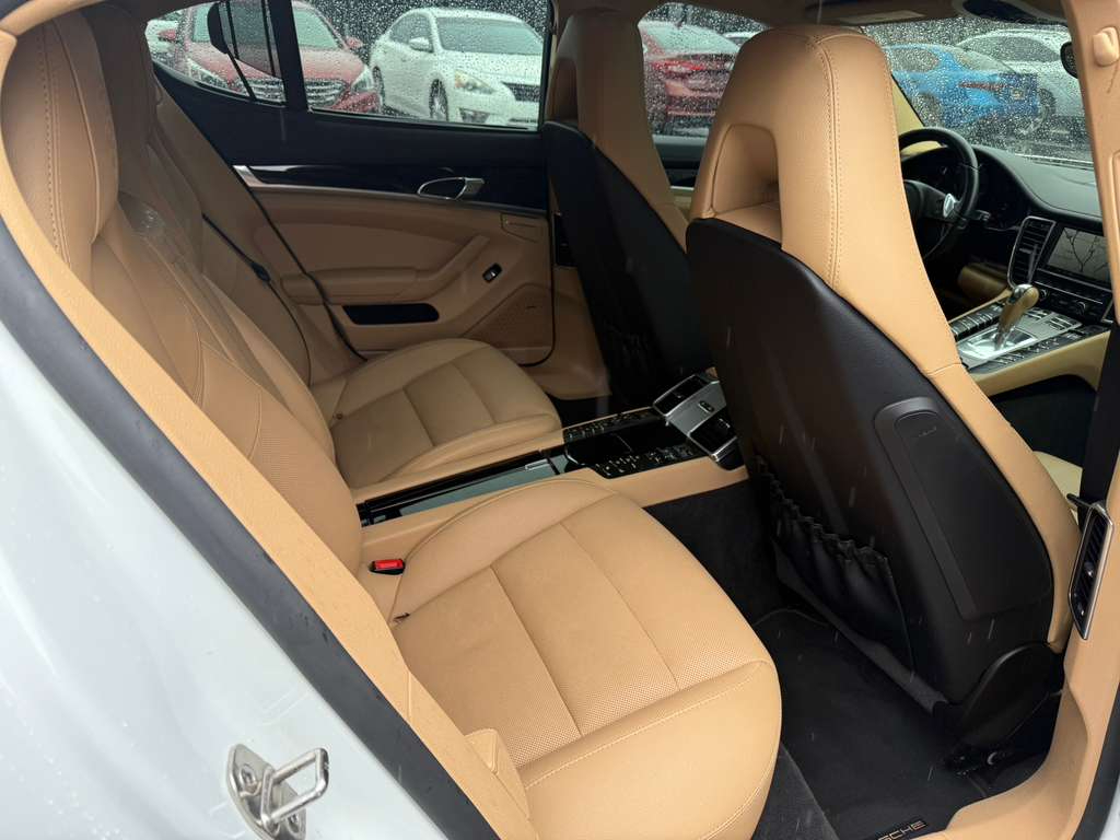 Porsche Panamera Edition 2016