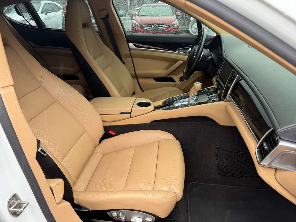 Porsche Panamera Edition 2016