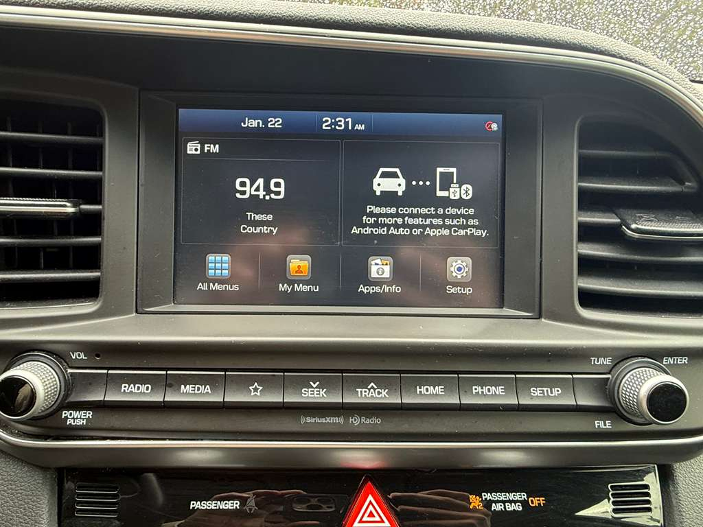 Hyundai Elantra  2020