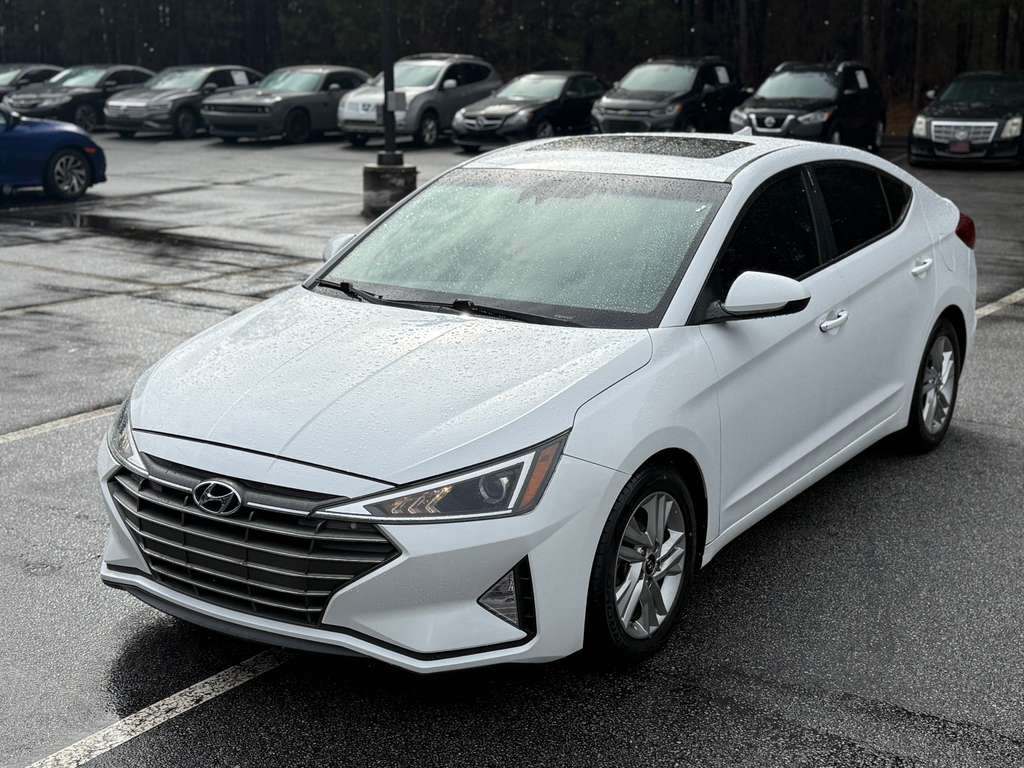 Hyundai Elantra  2020