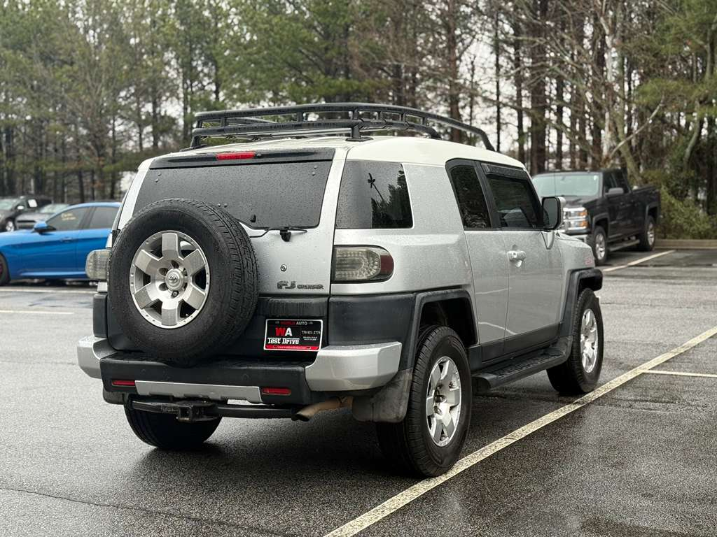 Toyota FJ Cruiser 2WD 2007