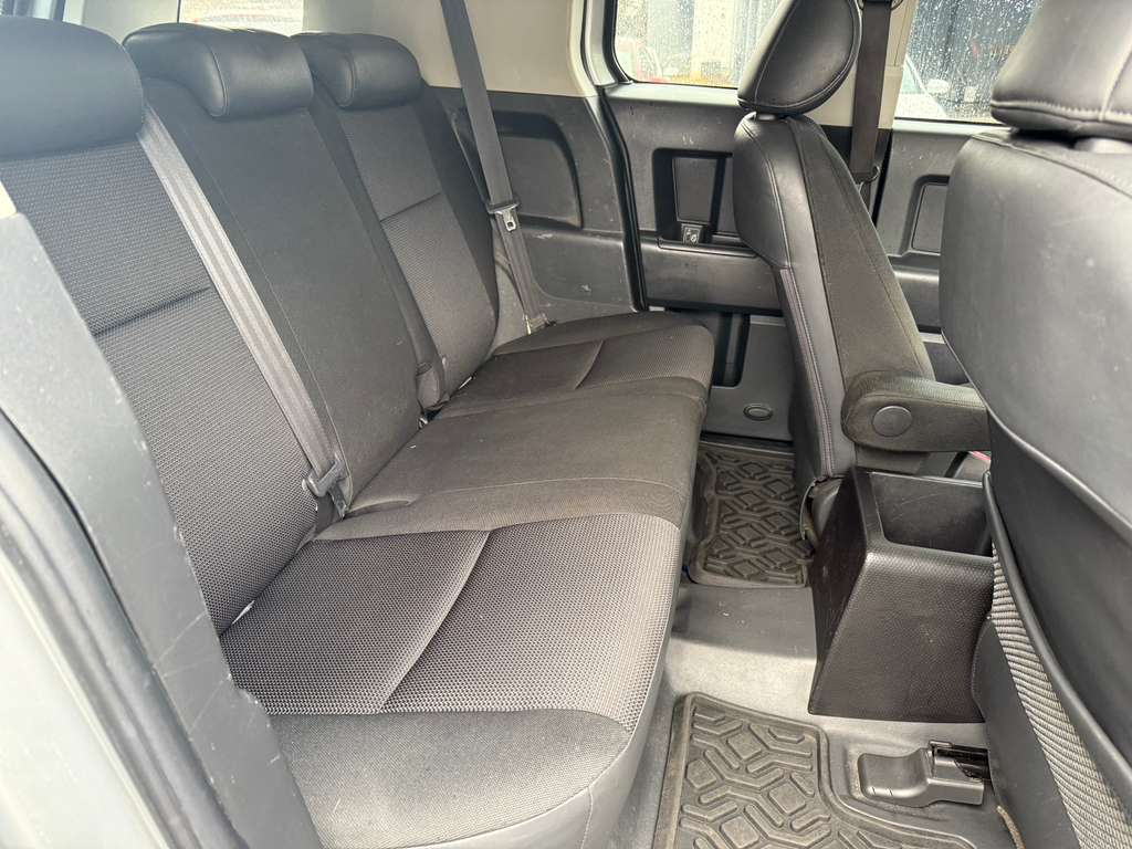 Toyota FJ Cruiser 2WD 2007