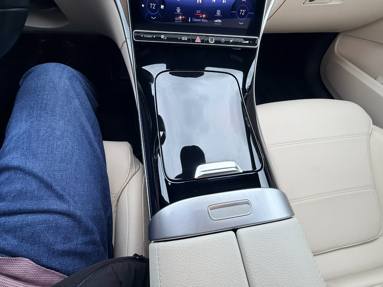 Mercedes-Benz C-Class C300 Sedan 2023