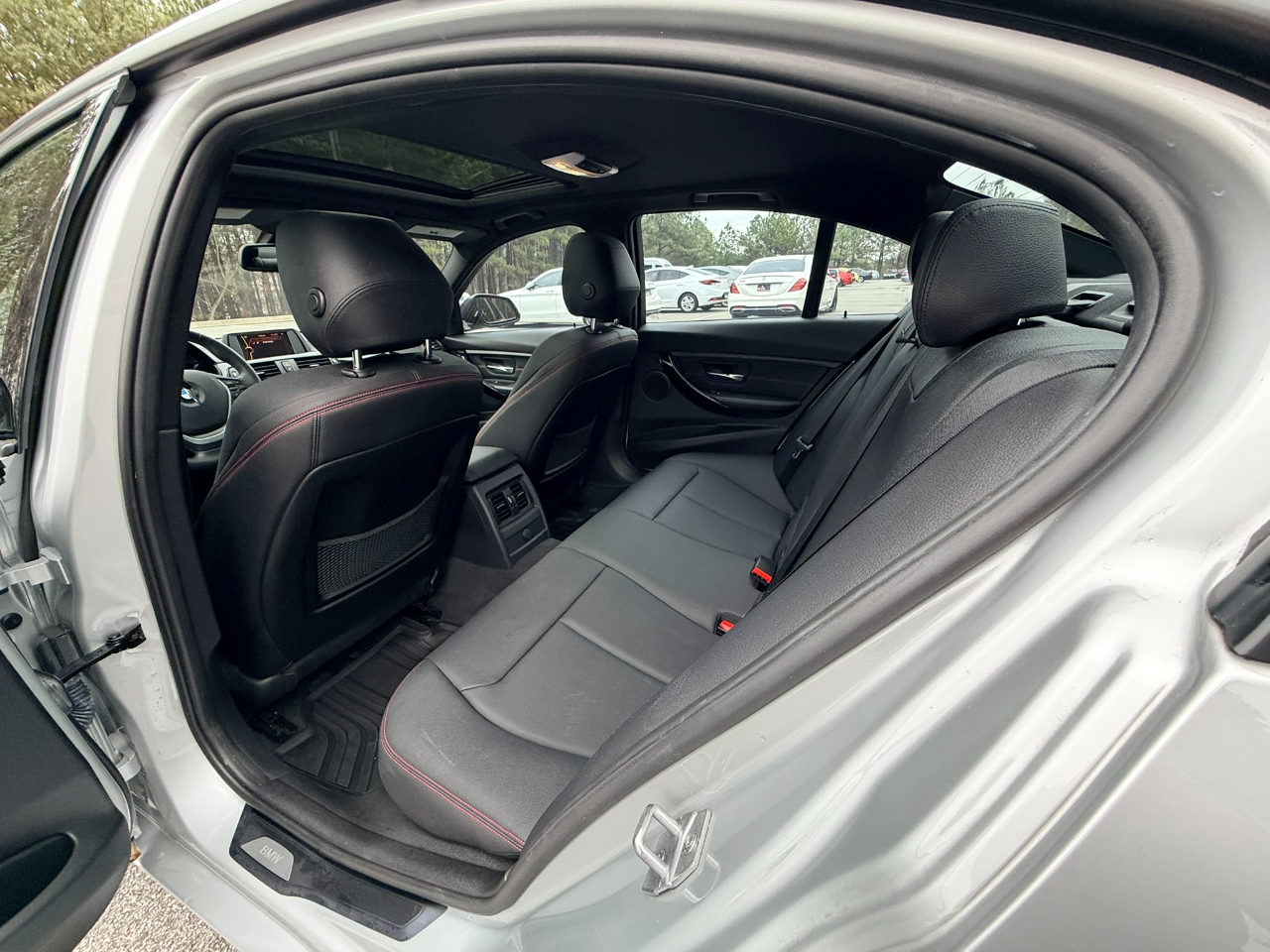 BMW 3-Series 328i Sedan 2013